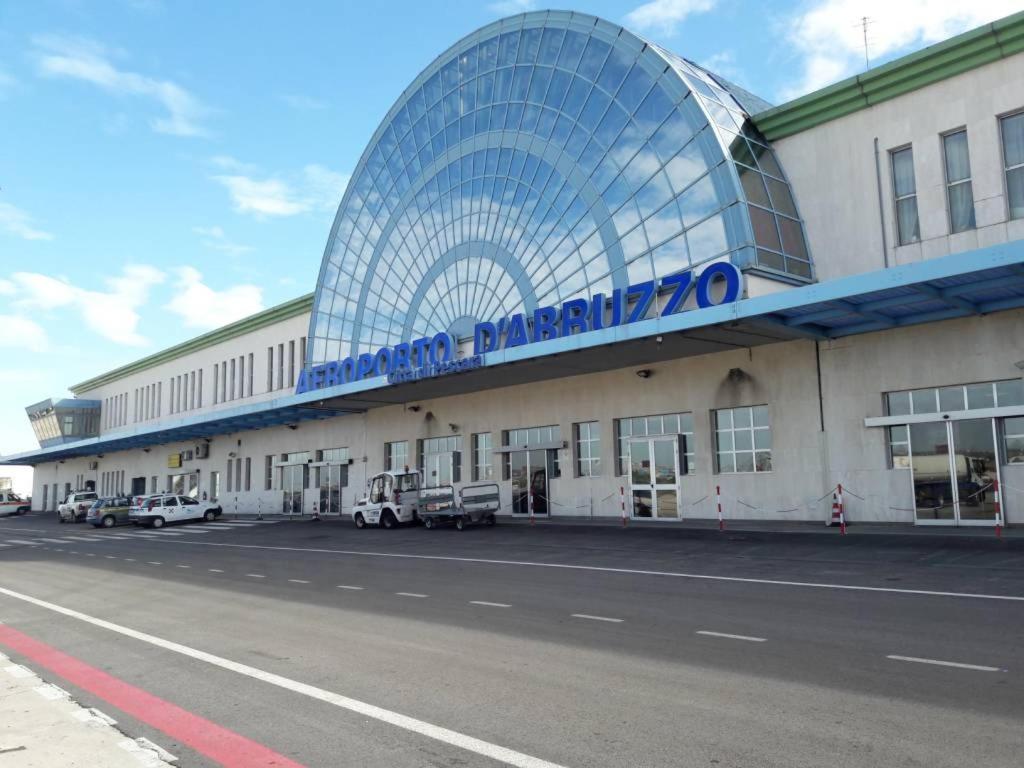 Homeaway Pescara Airport San Giovanni Teatino Zewnętrze zdjęcie